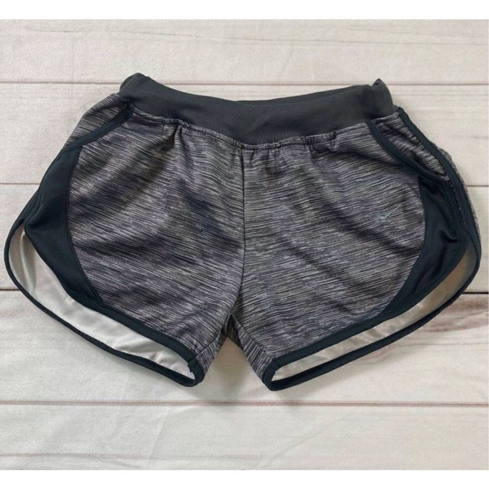 Nike Kids Gray Striped Elastic Waistband Performance Running Shorts Size L